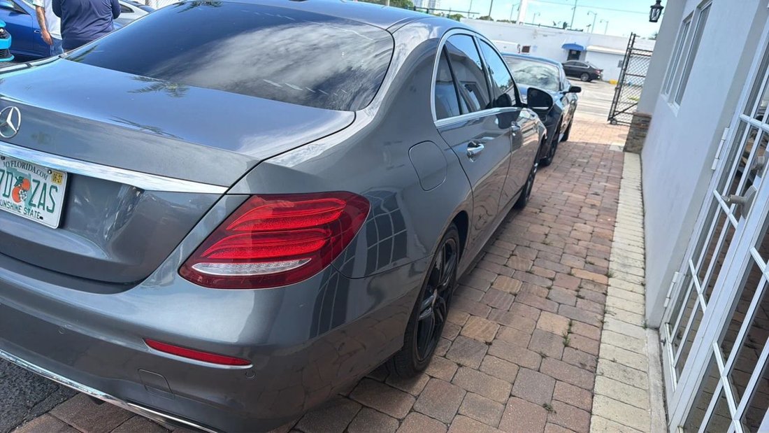 Sedan in Boynton Beach, FL, United States 4 - 19040675