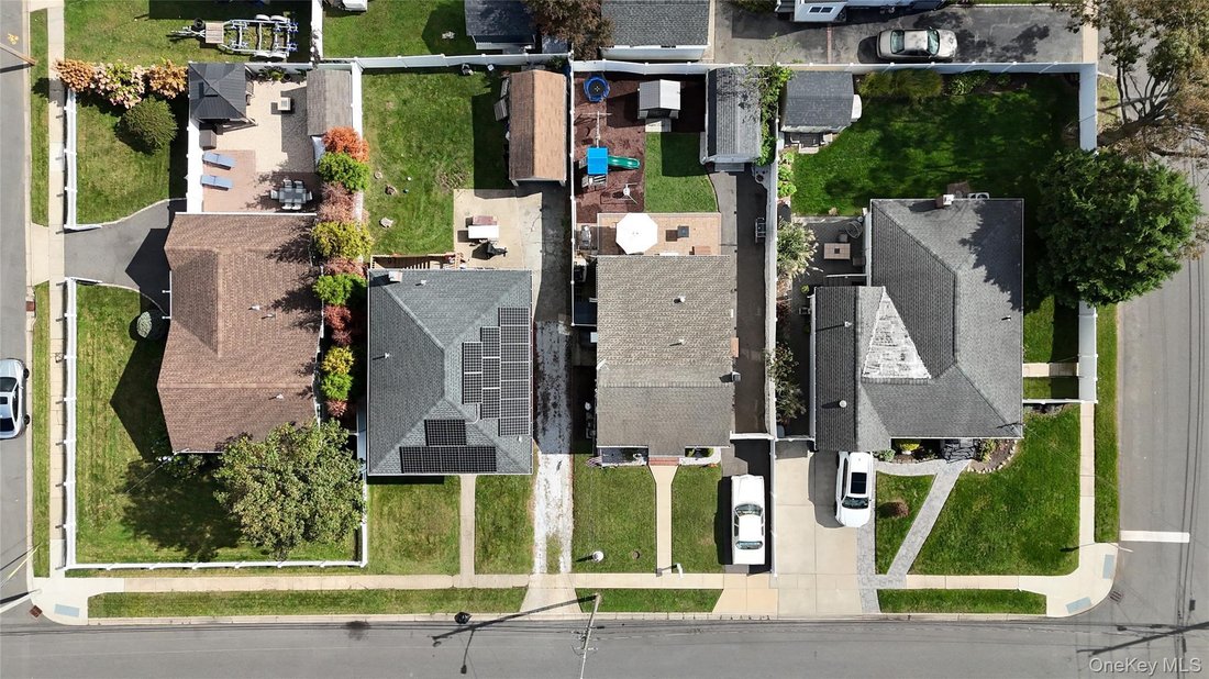 Haus in West Babylon, New York, Vereinigte Staaten 2 - 19040328
