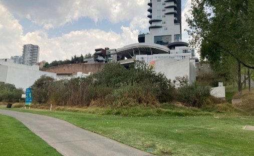 Terreno en Naucalpan de Juárez, Estado de México, México 1