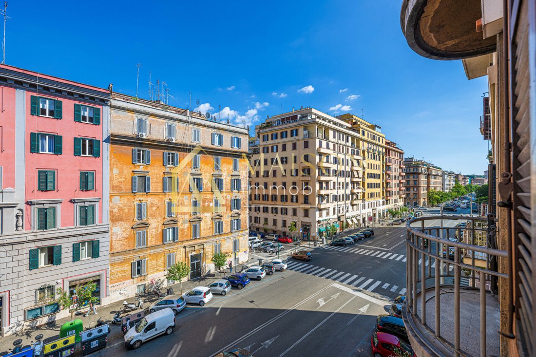 Apartment in Degli Eroi, Rome, Italy 2 - 19041069