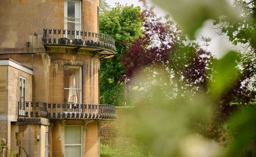 Apartment in Lansdown, Charlcombe, England 1