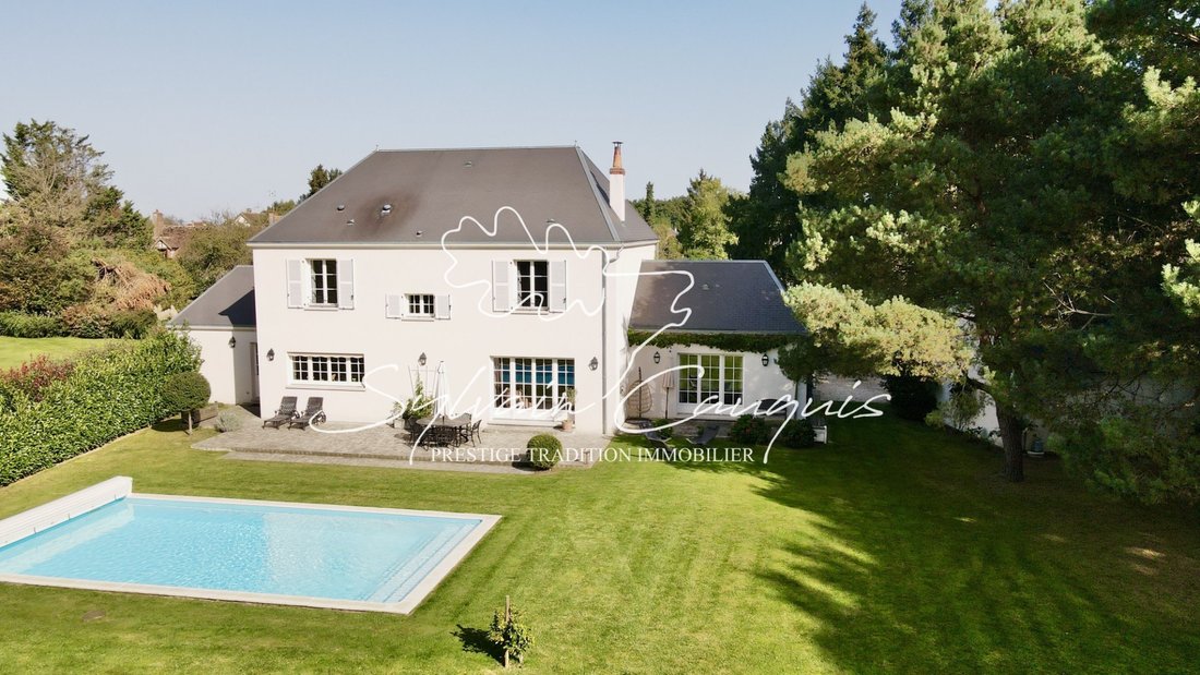 House in Sully-sur-Loire, Centre-Val de Loire, France 1 - 16336889