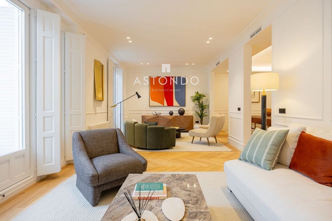 Apartment in Chamberi, Madrid, Spain 4 - 19039255