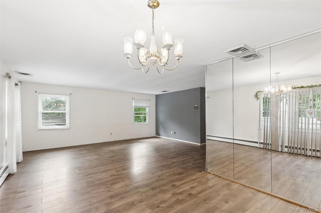 Haus in Coram, New York, Vereinigte Staaten 2 - 19040347