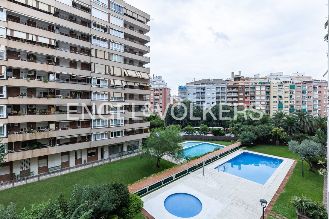 Wohnung in Les Corts, Barcelona, Spanien 1 - 19040520