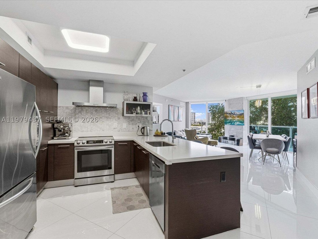 Appartement à Sunny Isles Beach, Floride, États-Unis 4 - 17376042