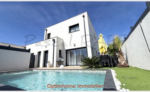 House in Vias, Occitania, France 1