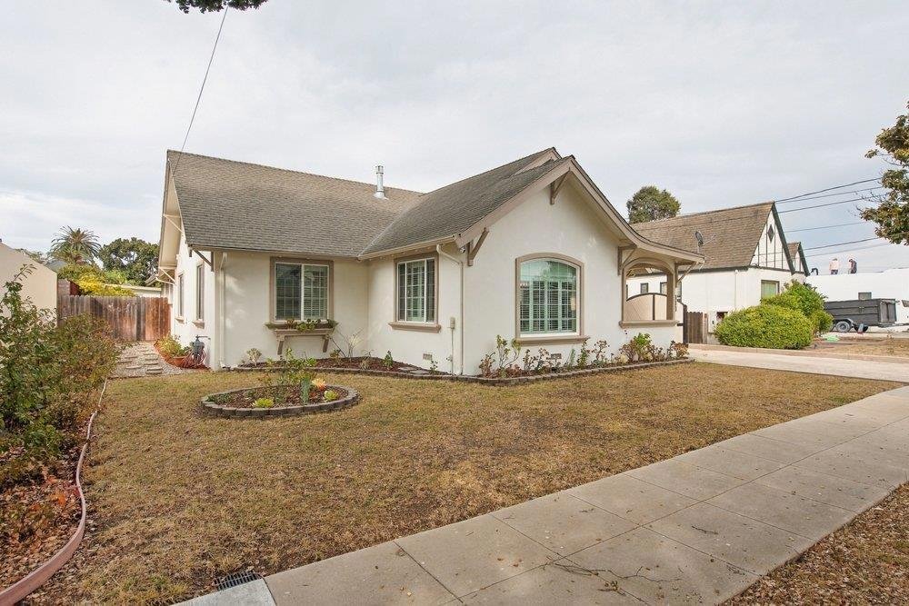 House in Salinas, California, United States 3 - 19038015