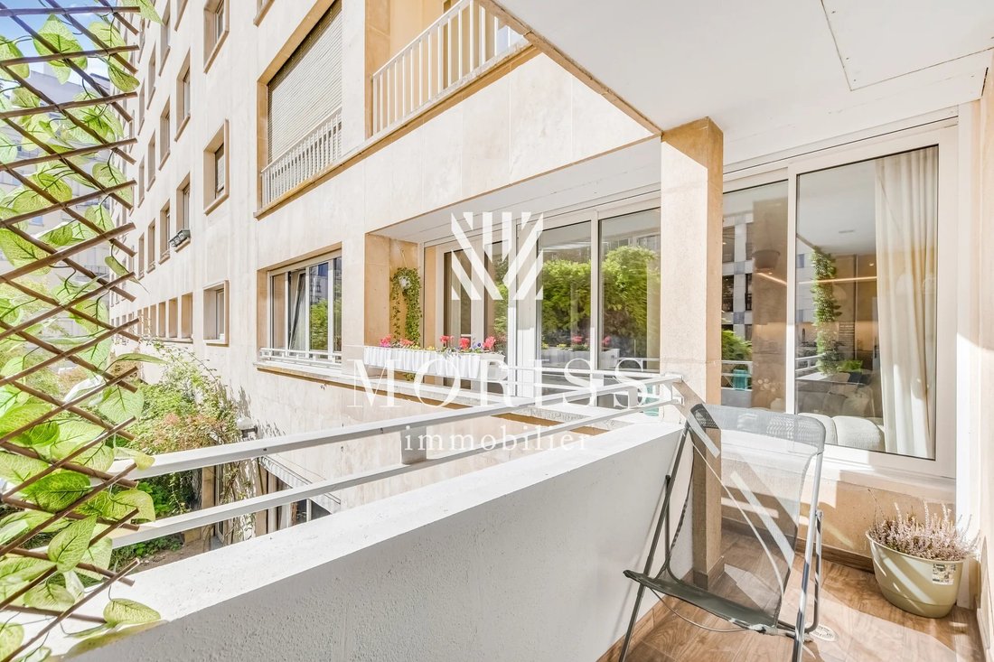 Apartment in Bois de Boulogne, Paris 16e Arrondissement, Paris 2 - 19037153