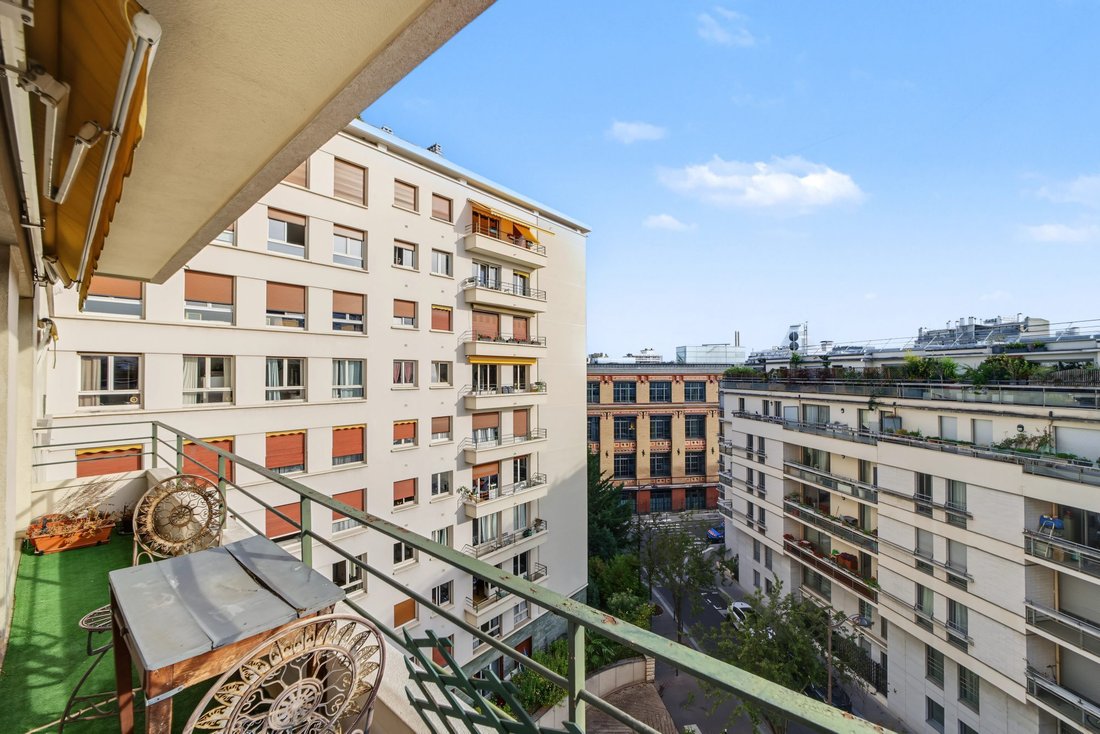 Apartment in Violet Commerce, Paris 15e Arrondissement, Paris 4 - 15161342