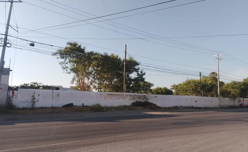 Land in Ciudad Apodaca, Nuevo León, Mexiko 1