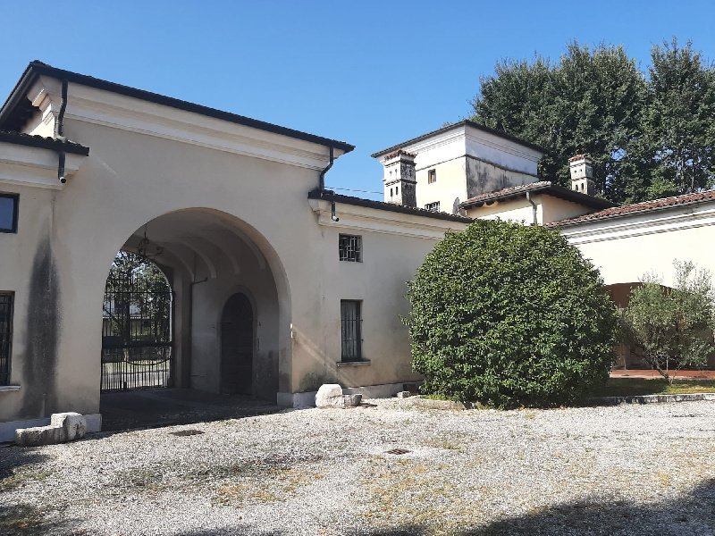 Villa in Mazzano, Lombardy, Italy 2 - 19038582