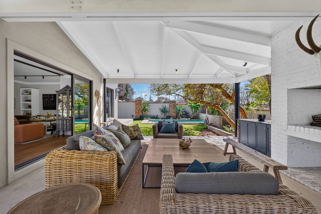 House in Sandton, Gauteng, South Africa 5 - 19039038