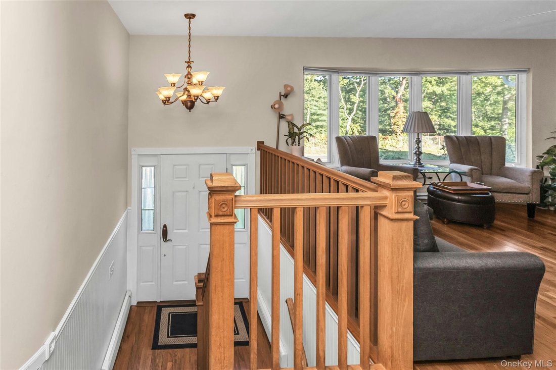 Casa en East Islip, Nueva York, Estados Unidos 4 - 19040342