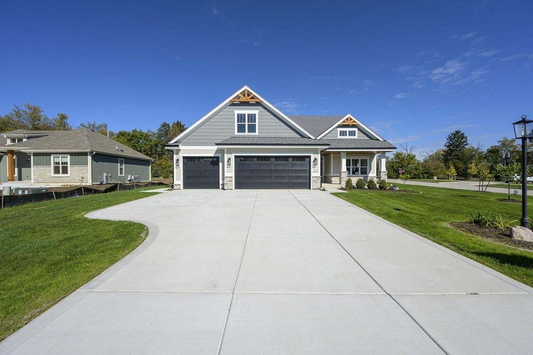 House in Sussex, Wisconsin, United States 4 - 18770855