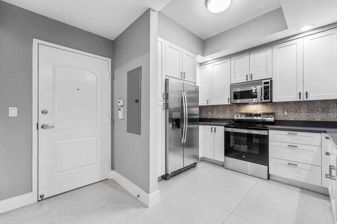 Condo in West Palm Beach, Florida, United States 3 - 19038101