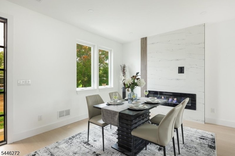 House in Metuchen, New Jersey, United States 4 - 19037925