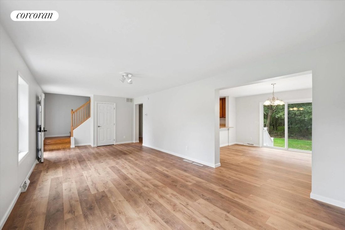 House in Westhampton, New York, United States 4 - 19038486