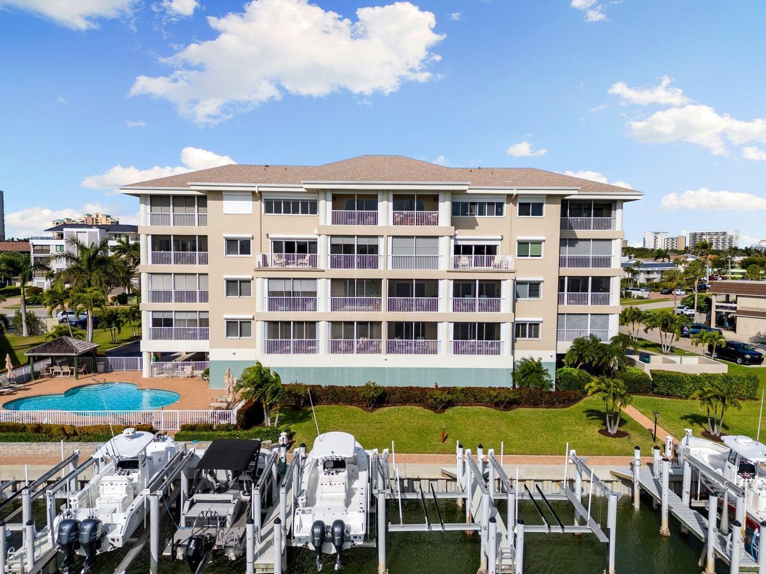 Condo in Marco Island, Florida, United States 1 - 19038702