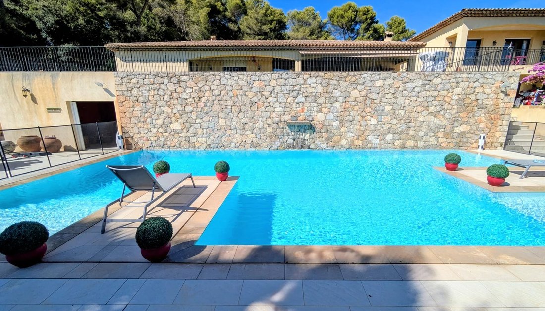 Villa a L'Estagnol, Antibes, Francia 1 - 19037351