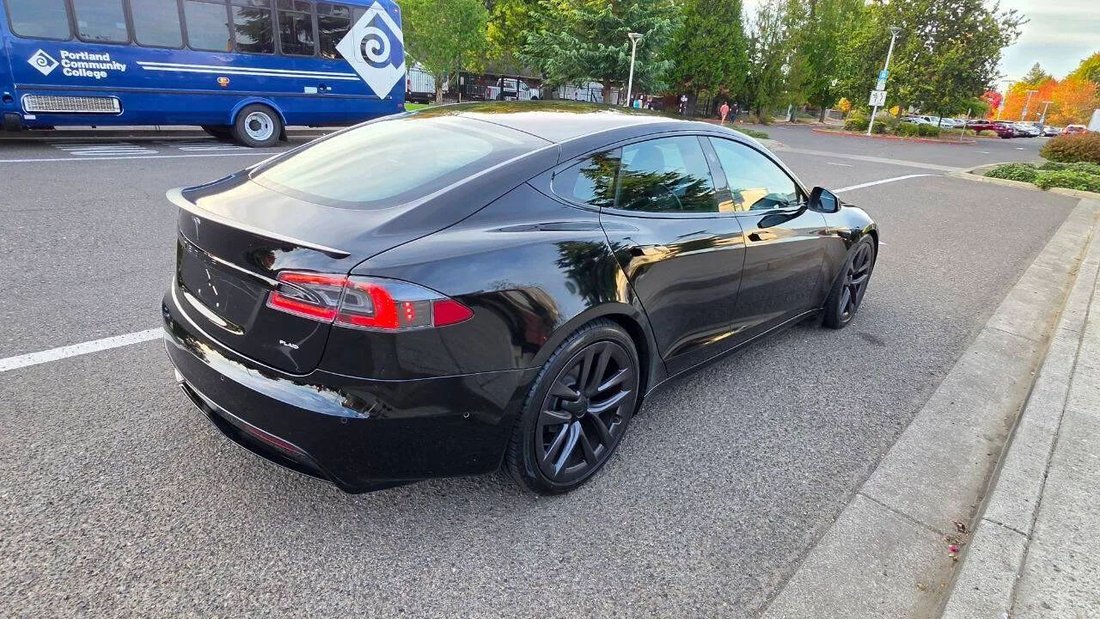 Sedan in Portland, OR, United States 5 - 19037833