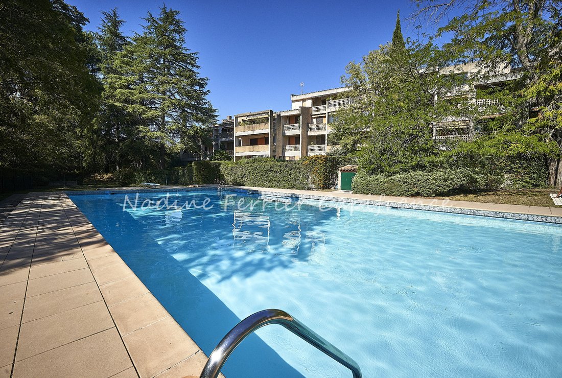 Apartment in Est-Repentance-Les Trois Bons Dieux, Aix-en-Provence, France 1 - 19037553