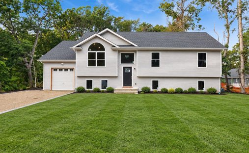 Maison à Medford, État de New York, États-Unis 1