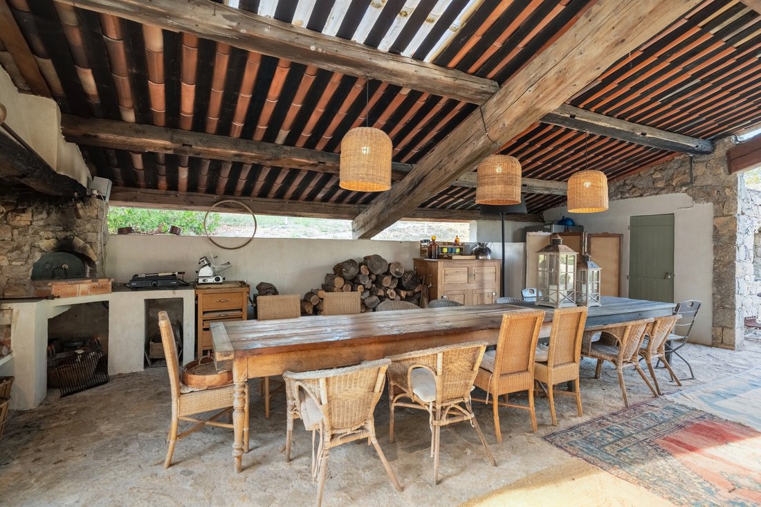 Maison à Saint-Paul-en-Forêt, Provence-Alpes-Côte d'Azur, France 4 - 19002614