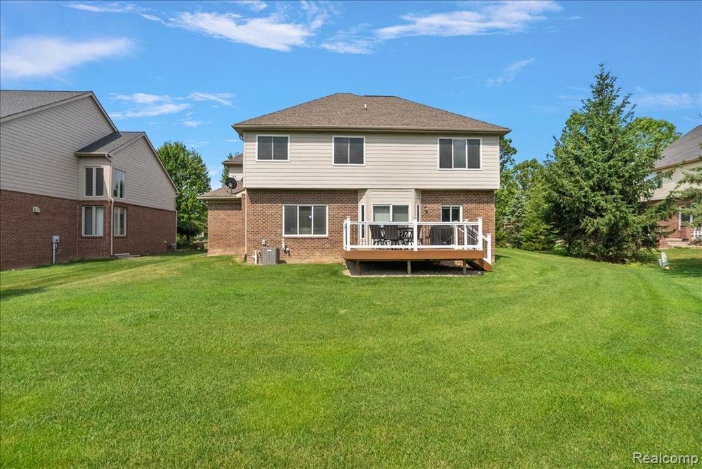 Maison à Novi, Michigan, États-Unis 5 - 19040070