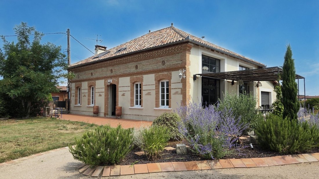 House in Casse Martin, L'Isle-Jourdain, France 1 - 19037780
