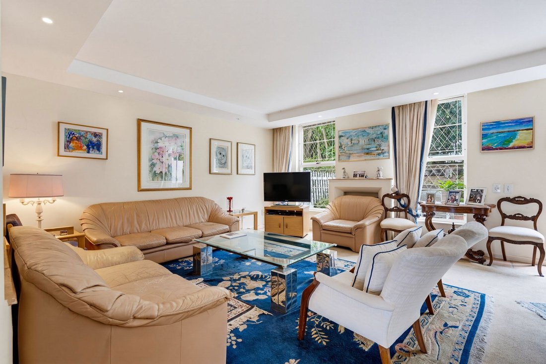 Apartment in Fresnaye, Atlantic Seaboard, Cape Town 3 - 19039181