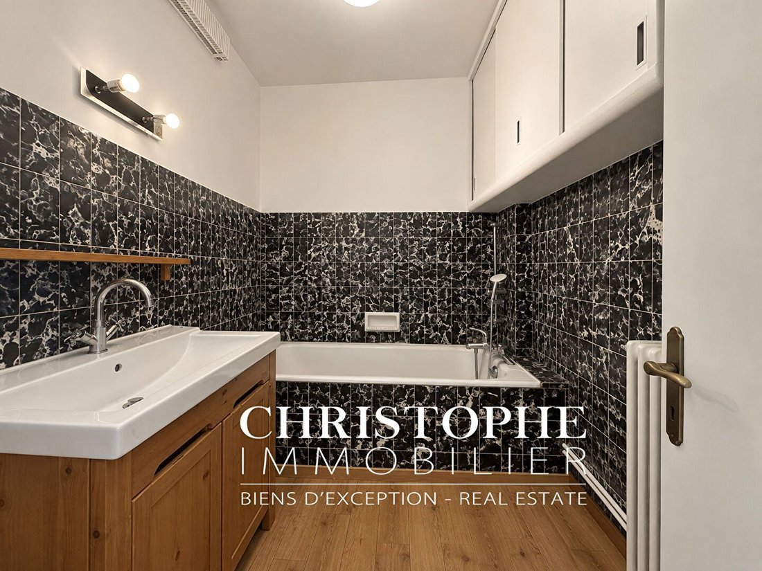 Apartment in La Plaine des Sablons, Neuilly-sur-Seine, France 4 - 19037631