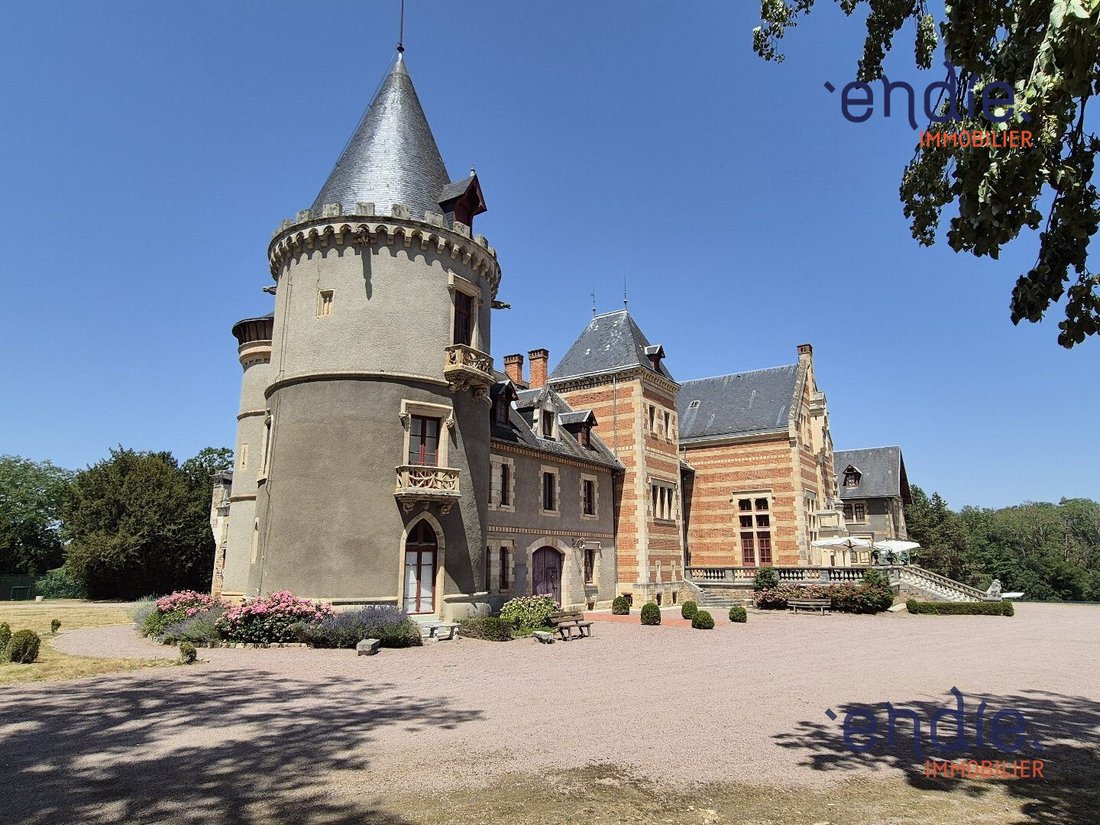Haus in Lurcy-Lévis, Auvergne-Rhone-Alpen, Frankreich 2 - 19041485