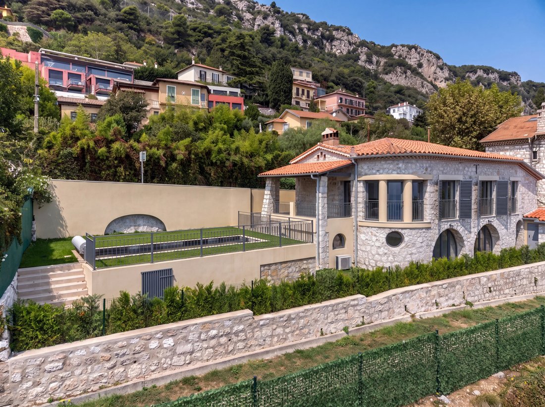 Villa in La Turbie, Provence-Alpes-Côte d'Azur, Frankreich 1 - 18931603