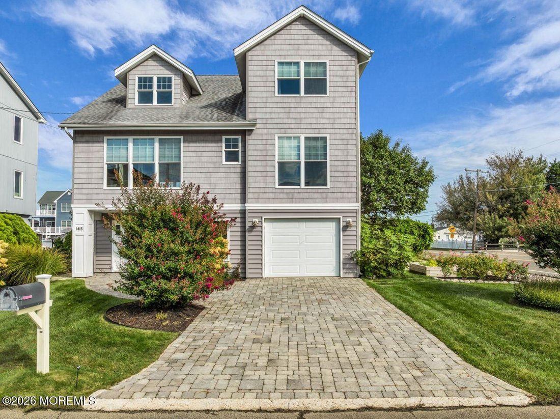 Lacey Township, New Jersey, United States 3 - 19038401