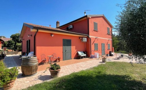 Farm Ranch in Grosseto, Tuscany, Italy 1