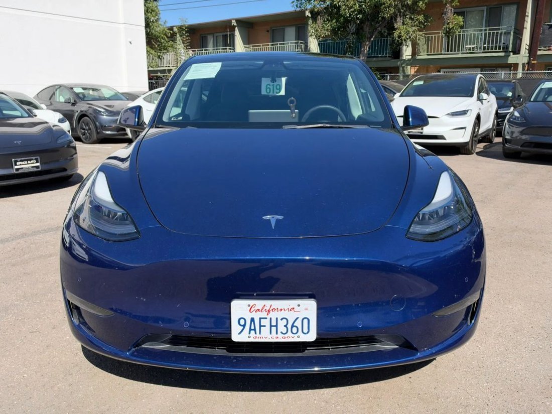 Suv in Azusa, CA, United States 2 - 19040610