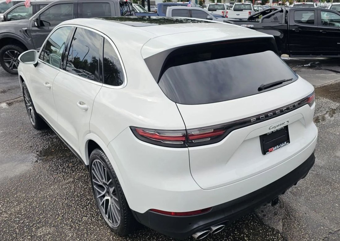 Suv in Orlando, FL, United States 3 - 19040633