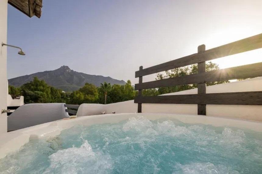 Villa in Marbella, Andalusia, Spain 2 - 19040190