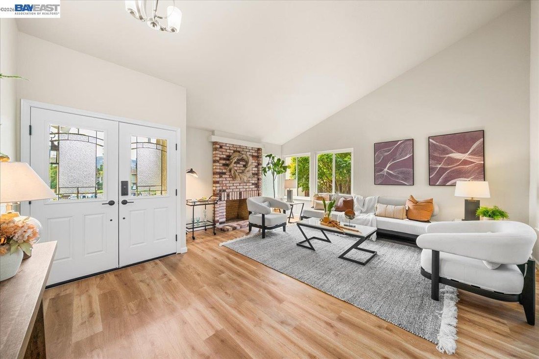 House in San Ramon, California, United States 2 - 19039724