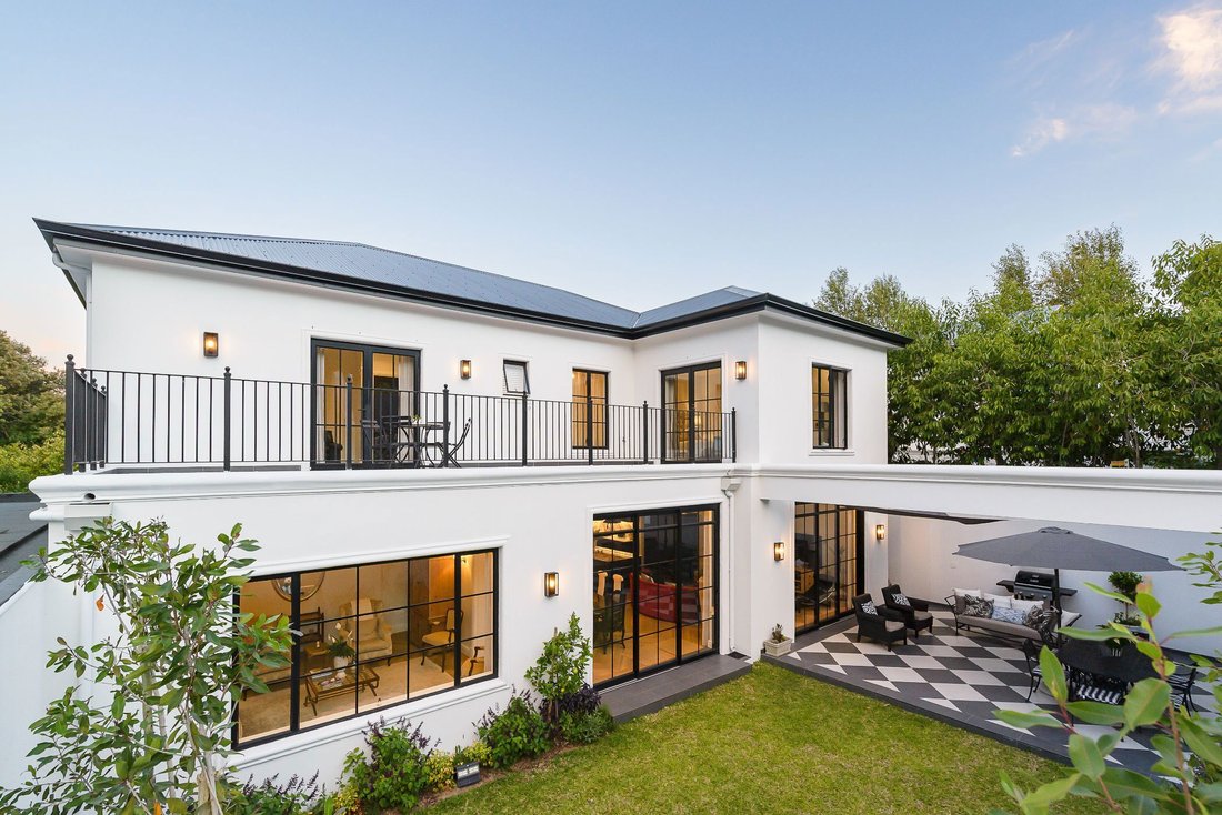 House in Claremont, Southern Suburbs, Cape Town 1 - 19040236