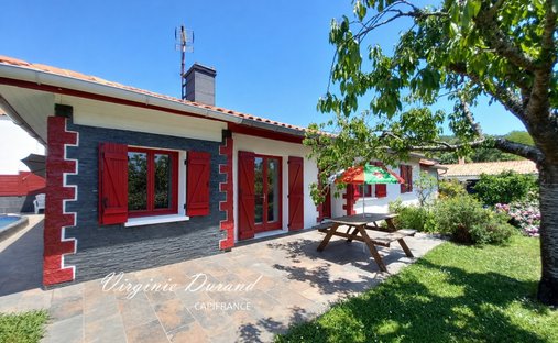 House in Centre, Tarnos, France 1