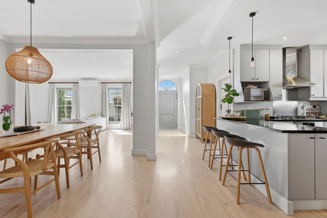 House in Newlands, Southern Suburbs, Cape Town 2 - 19039382