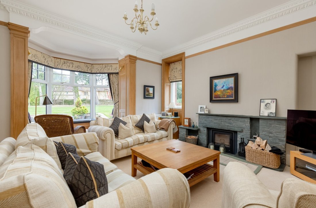 House in Colinton, Scotland 2 - 19037125