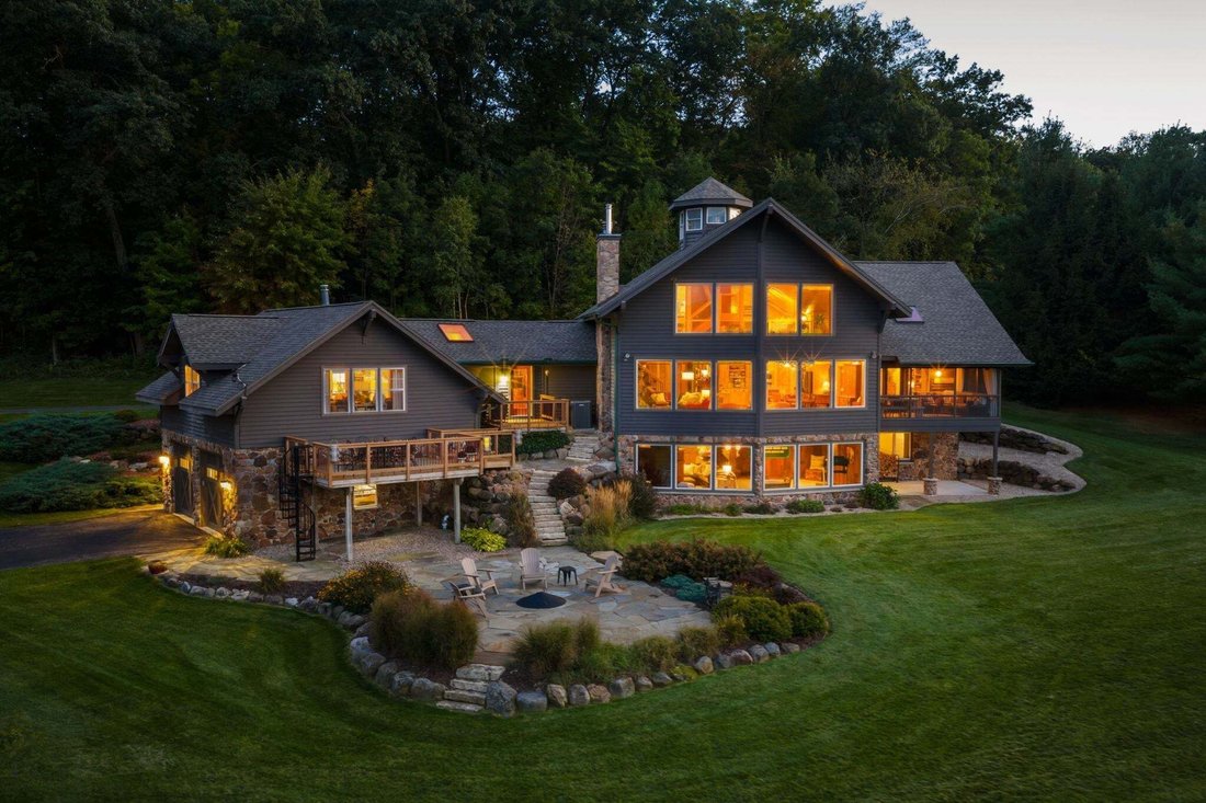 House in Bluffview, Wisconsin, United States 1 - 18510774