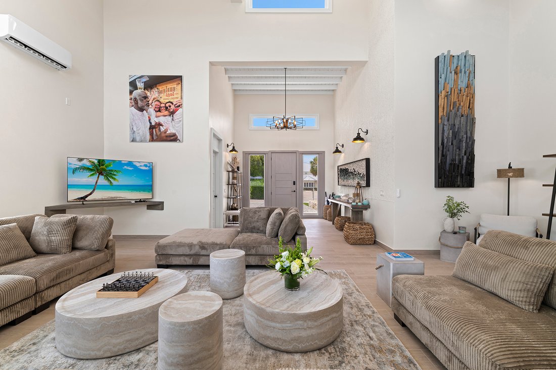 House in Grace Bay, Caicos Islands, Turks and Caicos Islands 5 - 19038299