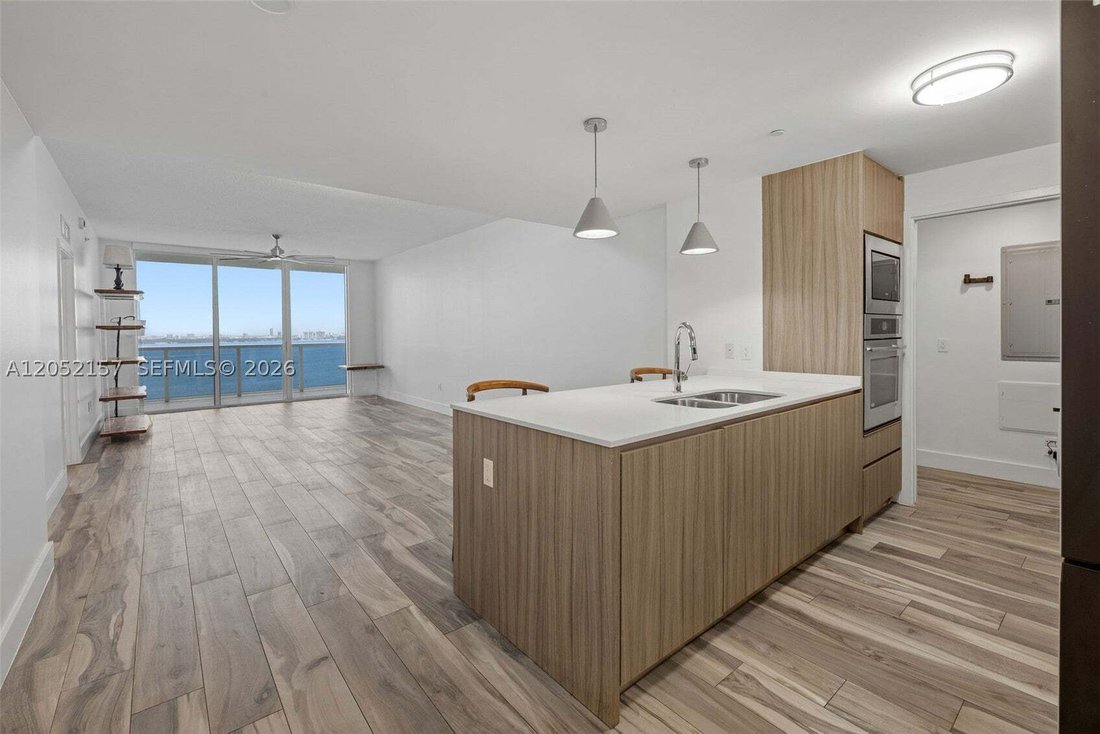 Condominio en Miami, Florida, Estados Unidos 3 - 18414827