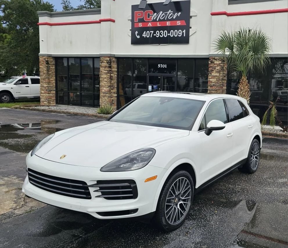 Suv in Orlando, FL, United States 1 - 19040633