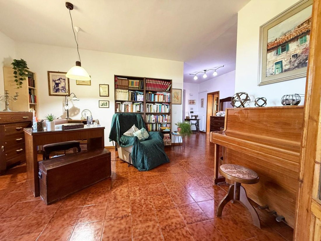 Villa in Casale Marittimo, Tuscany, Italy 2 - 19039540