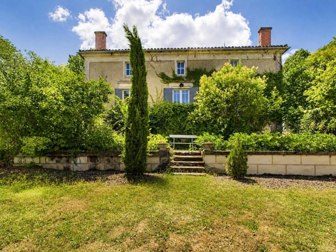 Casa a Issigeac, Nuova Aquitania, Francia 1 - 19039289